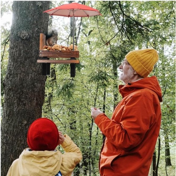 Squirrel & Chipmunk Miniature Picnic Table - Feeder w/Corn Cob Holder & Umbrella - Picture 6 of 11